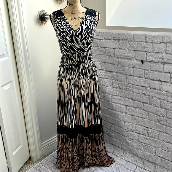 chinese dress ladies Summer Away Soma Dress in Black main image 0